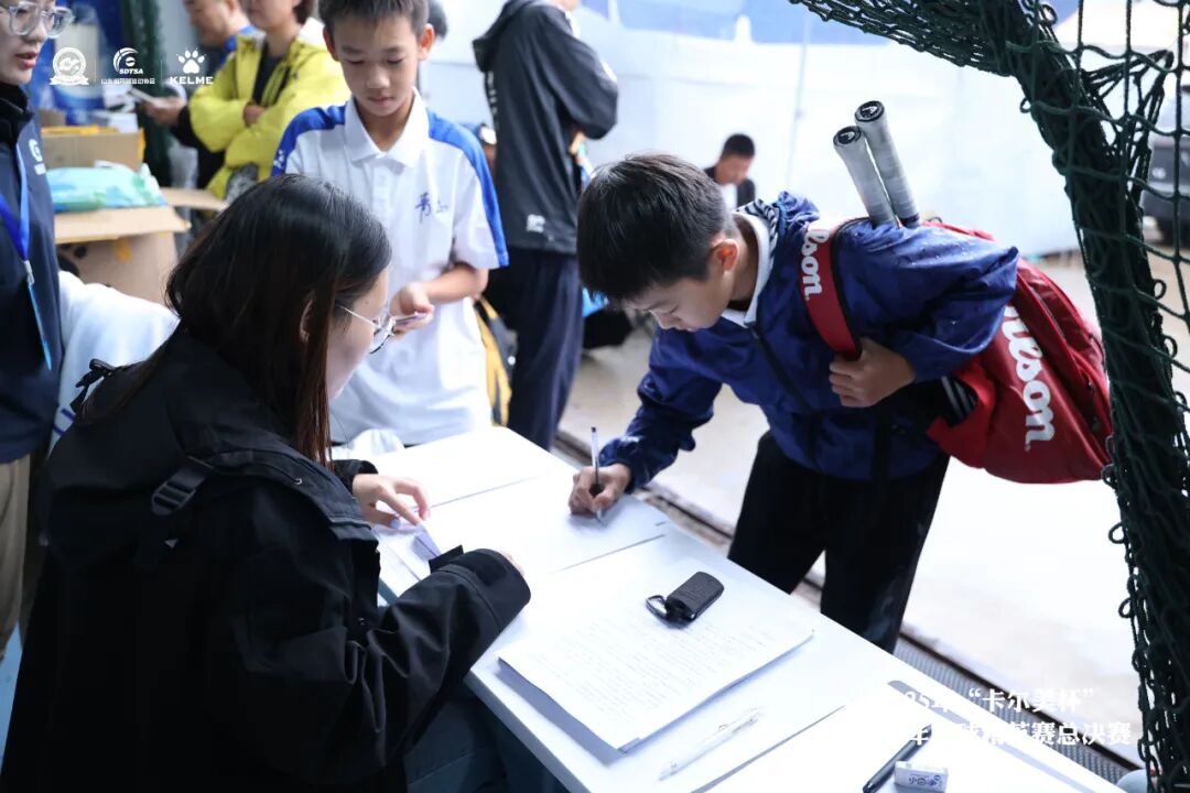 10.10-4.jpg 10.10-4.jpg